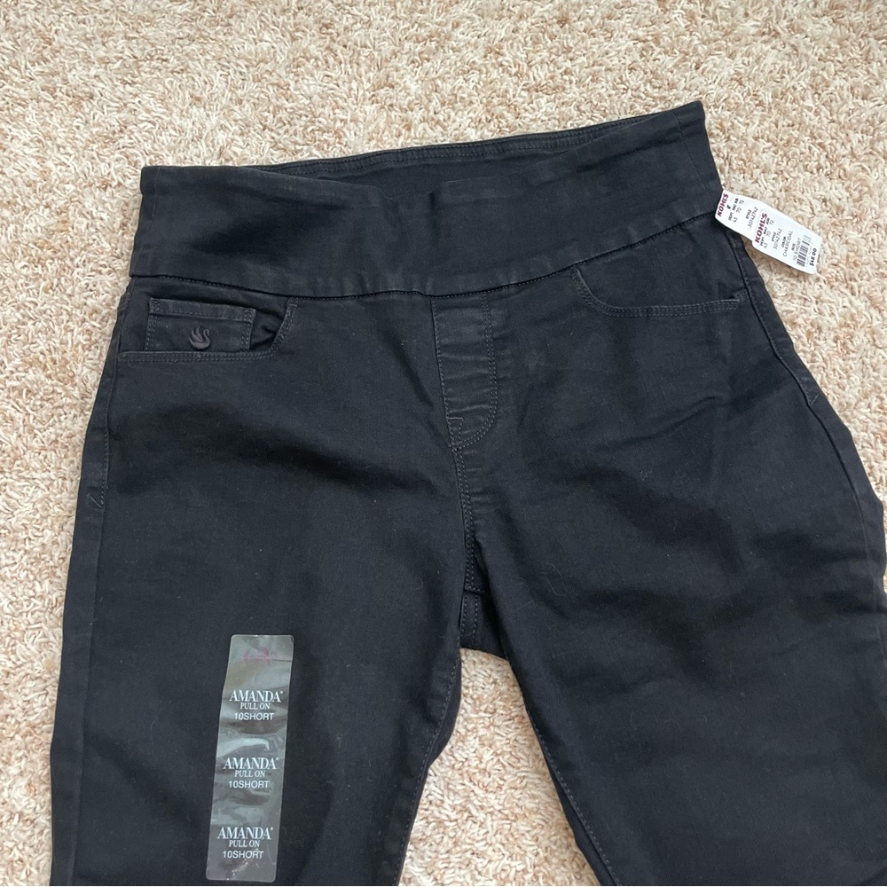 NWT pull on black jeans - Picture 3 of 7